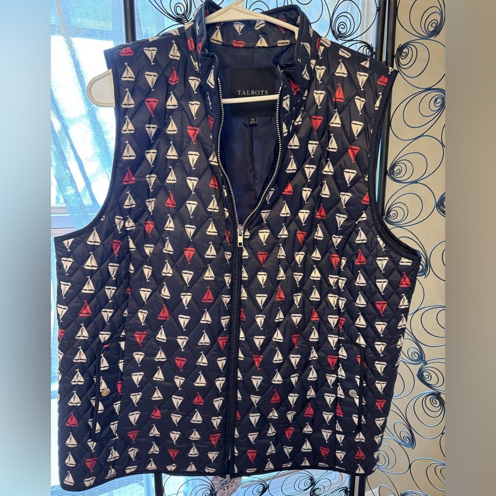 Talbots Navy Quilted Sailboat pattern XL